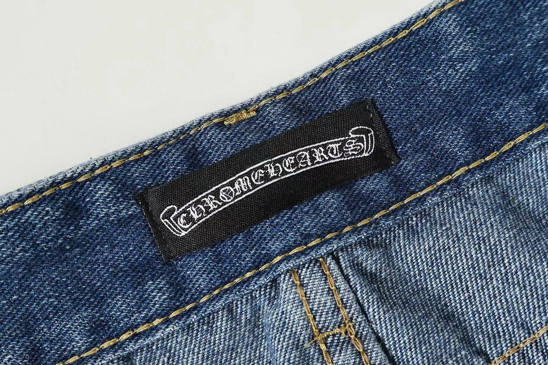 P270 Chrome Hearts/Chrome Hearts Classic Color Leather Cross Washed Color Fabric Unisex Denim Trousers Color: Picture Color Code Number: 28-36